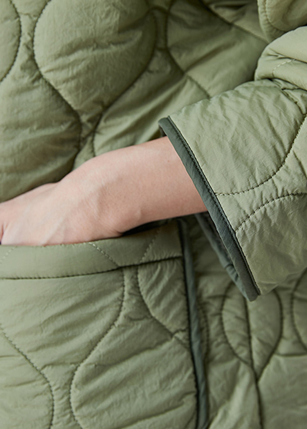 Classic Vintage Jacket with a Flattering Fit