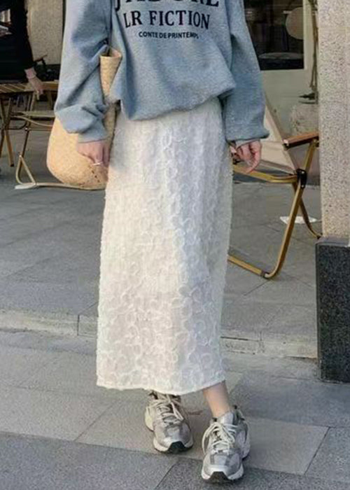 Sophisticated Garment with a Clean Classic Look
