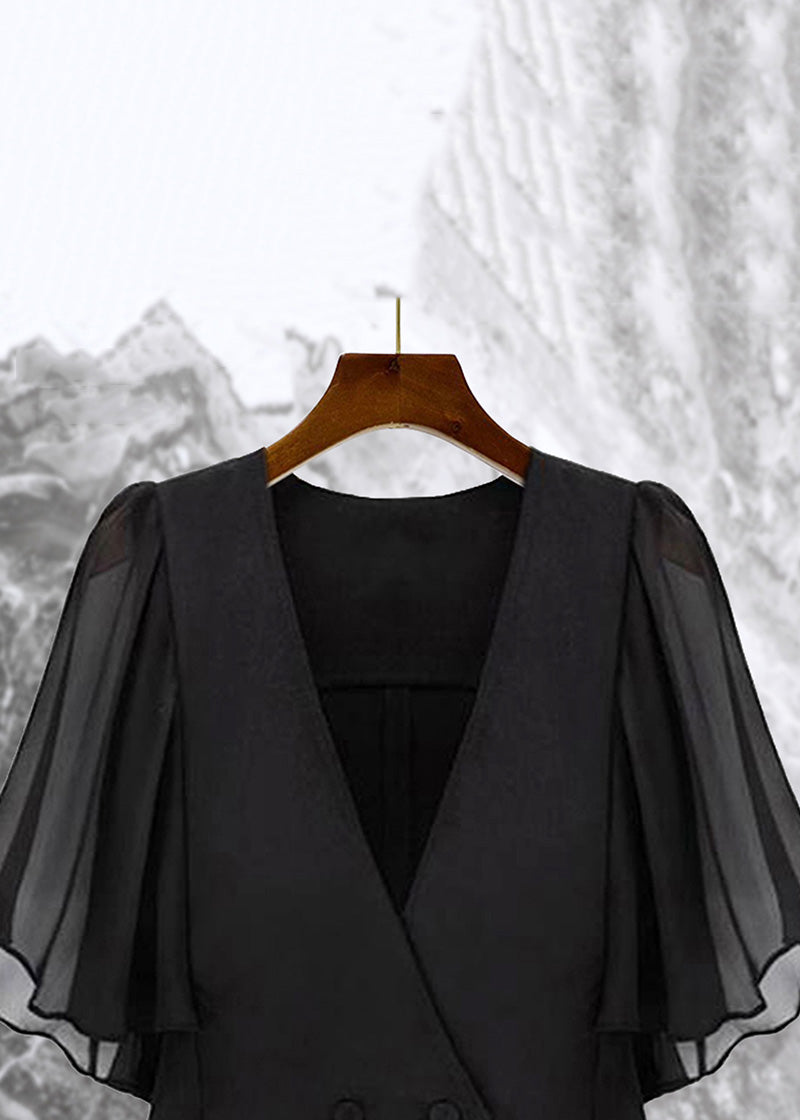 Gracefully Styled Coat for Any Occasion