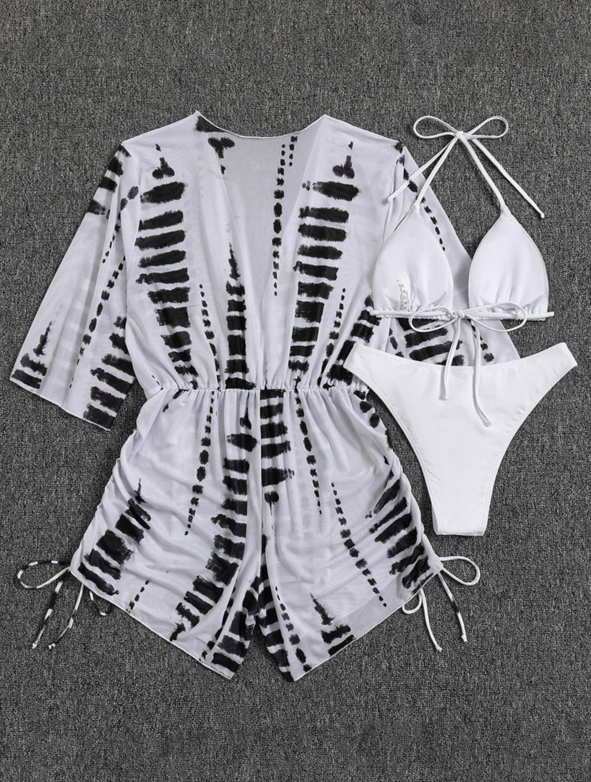 Effortlessly Elegant Garment with a Timeless Design
