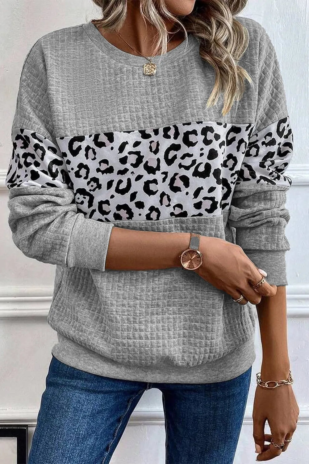 Well Tailored Shirt with a Graceful Silhouette