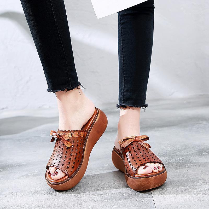 Graceful Orthopedic Slippers for Modern Look
