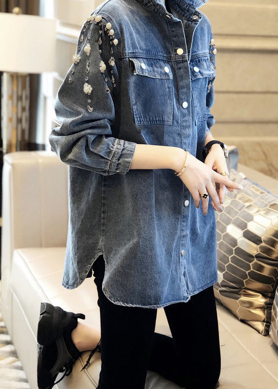 Effortlessly Elegant Coat with a Timeless Design