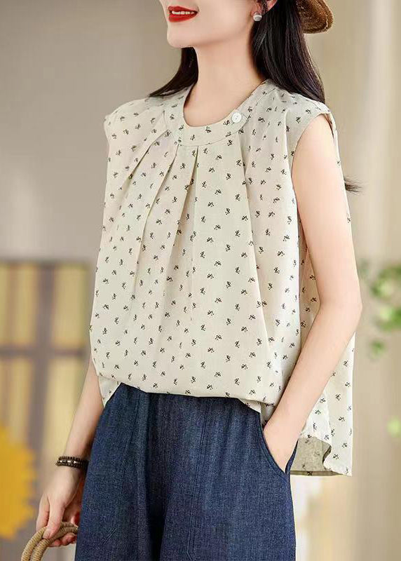 Polished Top with an Effortless Classic Look