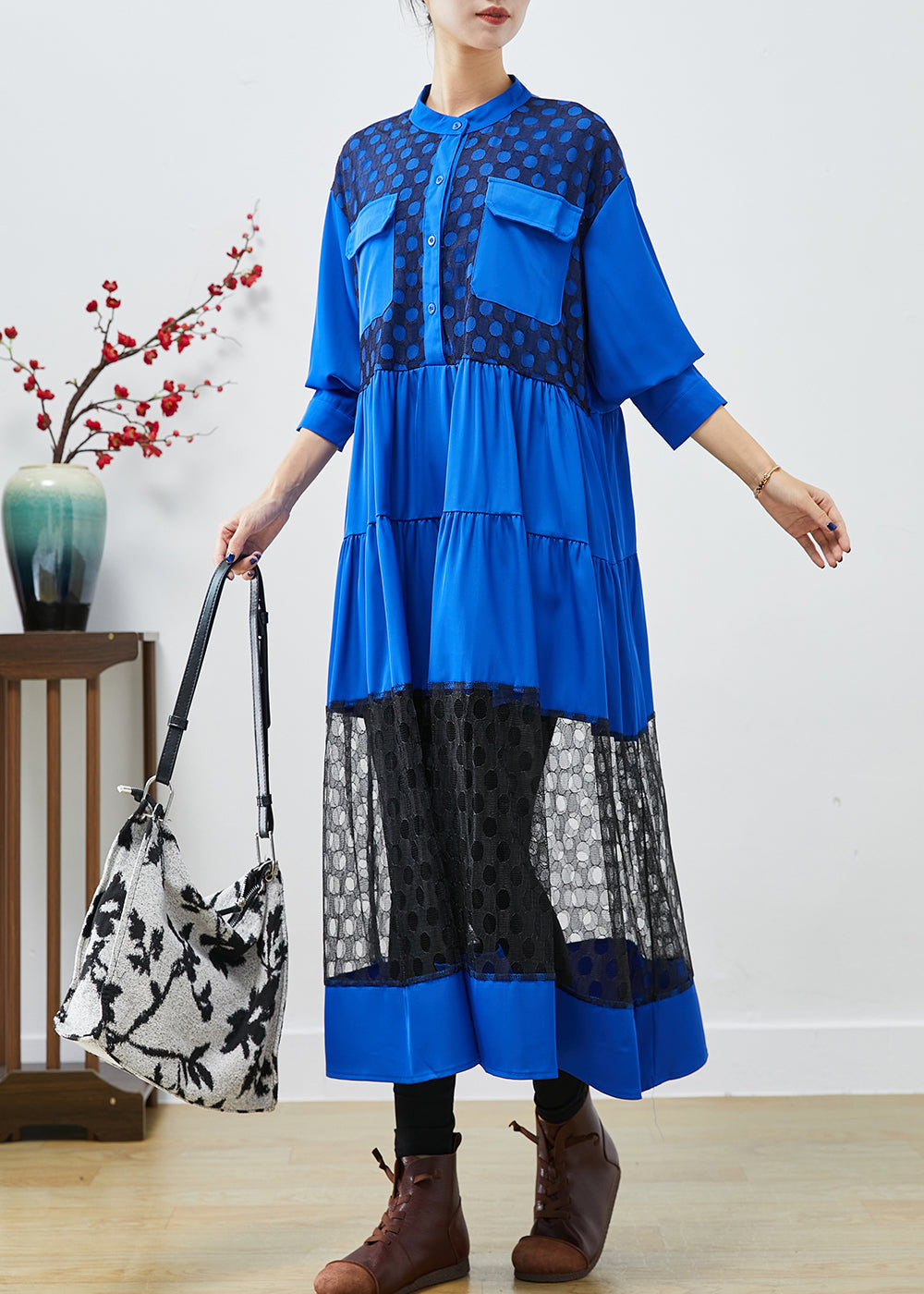 Classic Vintage Dress with a Flattering Fit