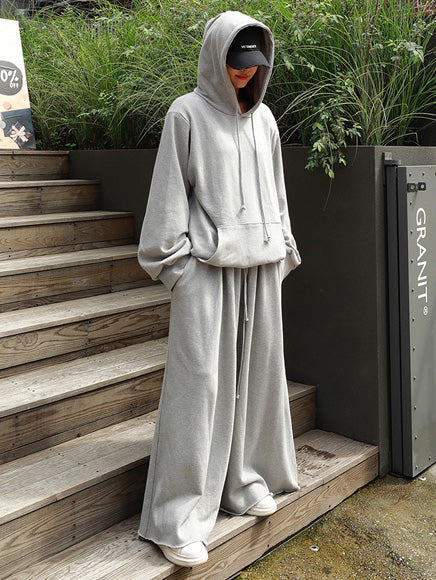 Elegantly Styled Pants for Everyday Wear