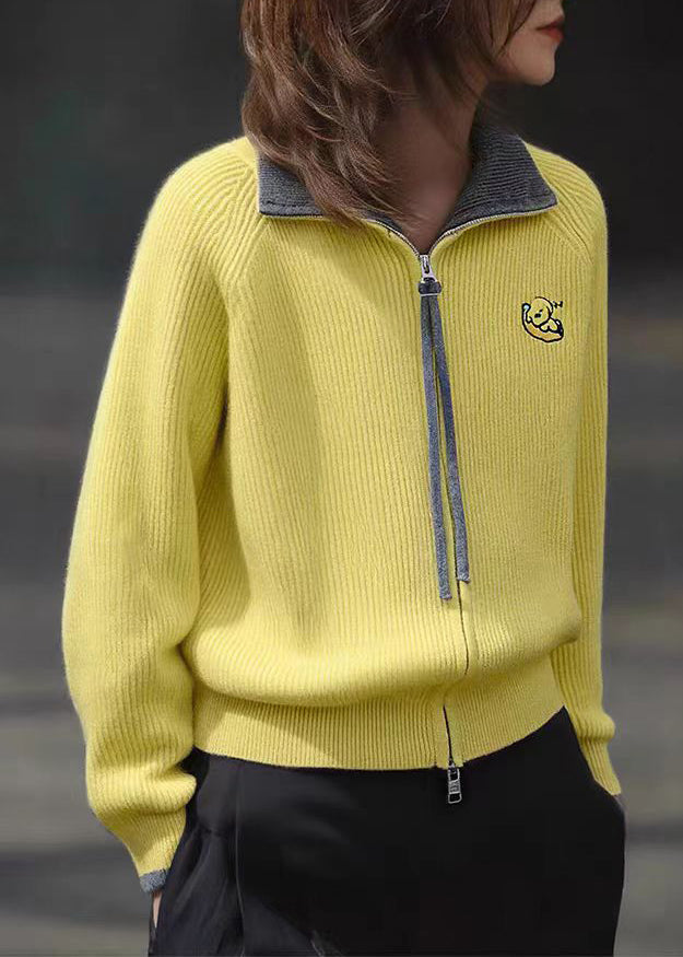 Well Tailored Cardigan with a Graceful Silhouette