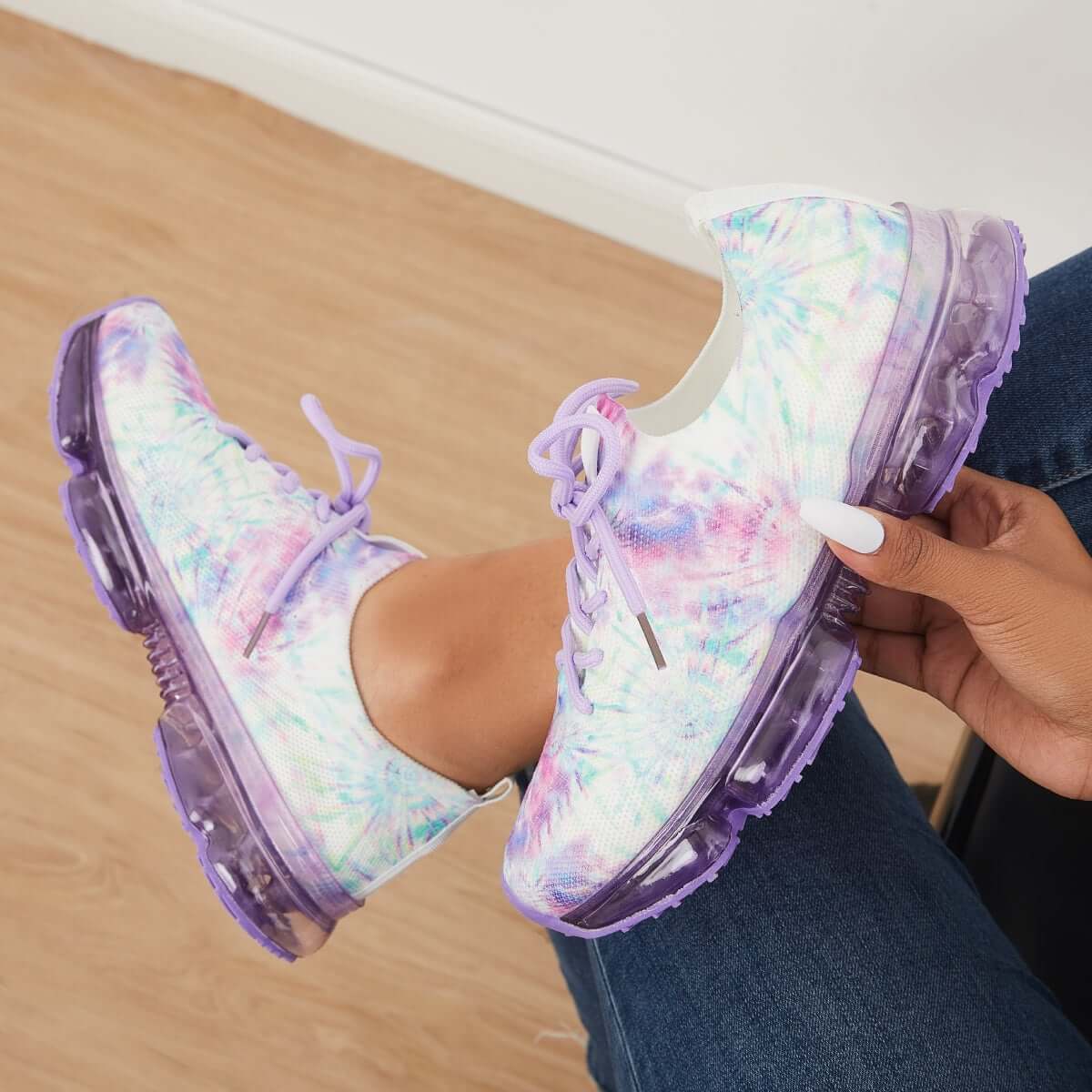 Chic Orthopedic Sneakers with Unique Design
