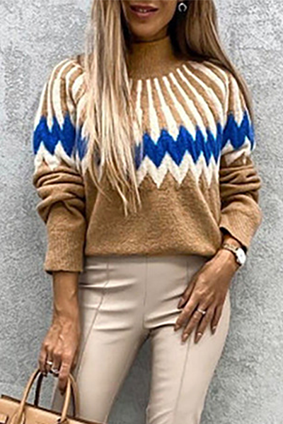 Polished Top with an Effortless Classic Look