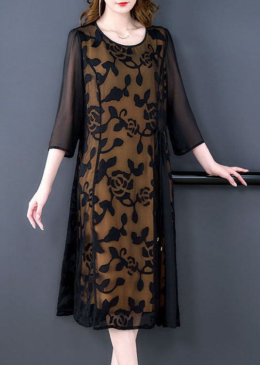 Beautifully Crafted Dress in a Classic Style