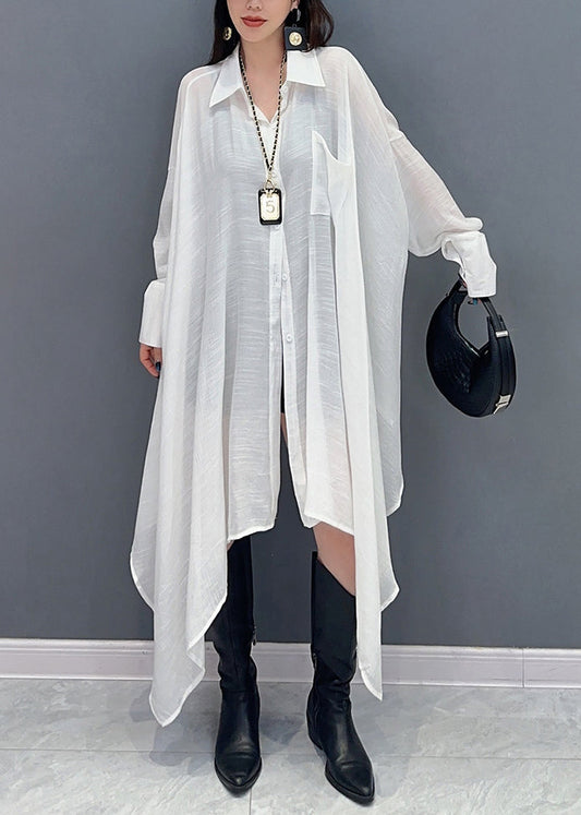 Classic Vintage Blouse with a Flattering Fit