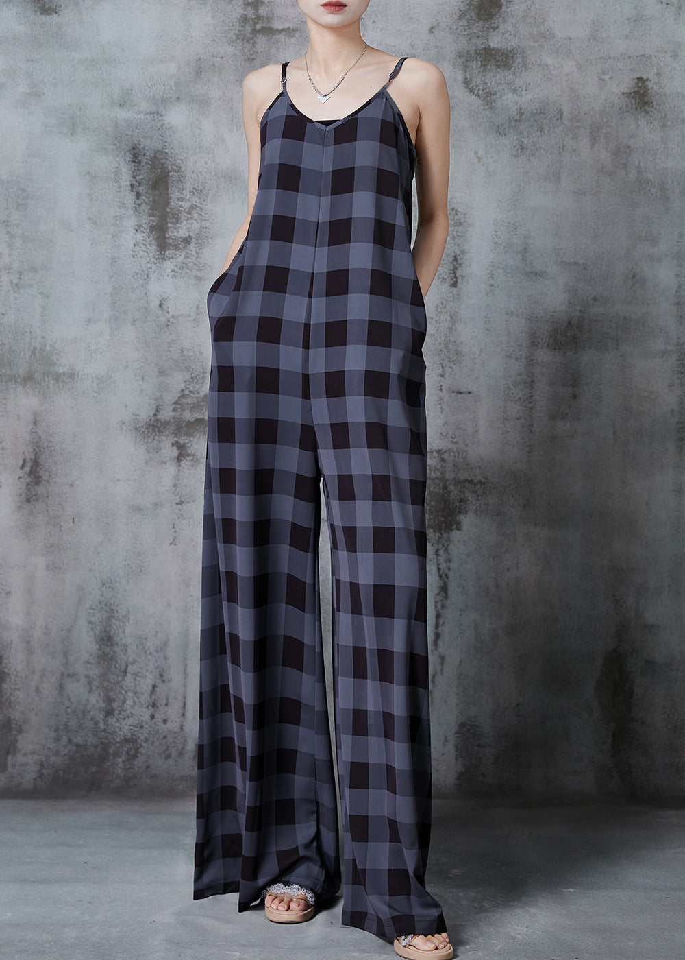Well Tailored Garment with a Graceful Silhouette