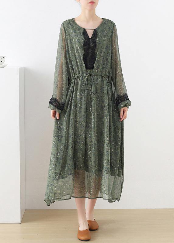 A Vintage Style Dress with Delicate Timeless Details