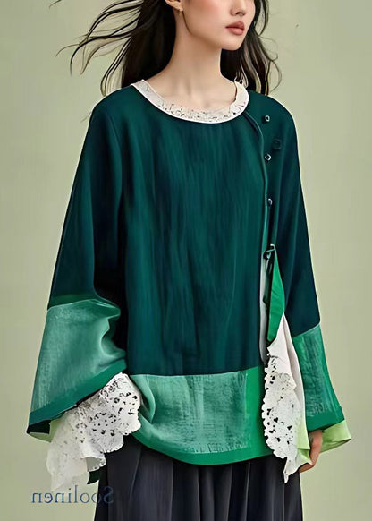Polished Top with an Effortless Classic Look