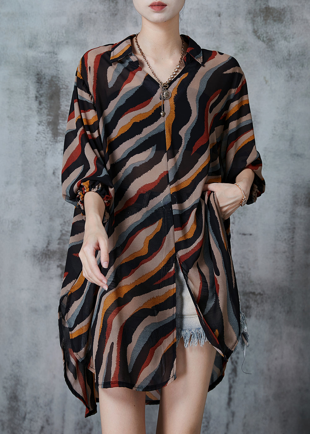 Effortlessly Elegant Shirt with a Timeless Design