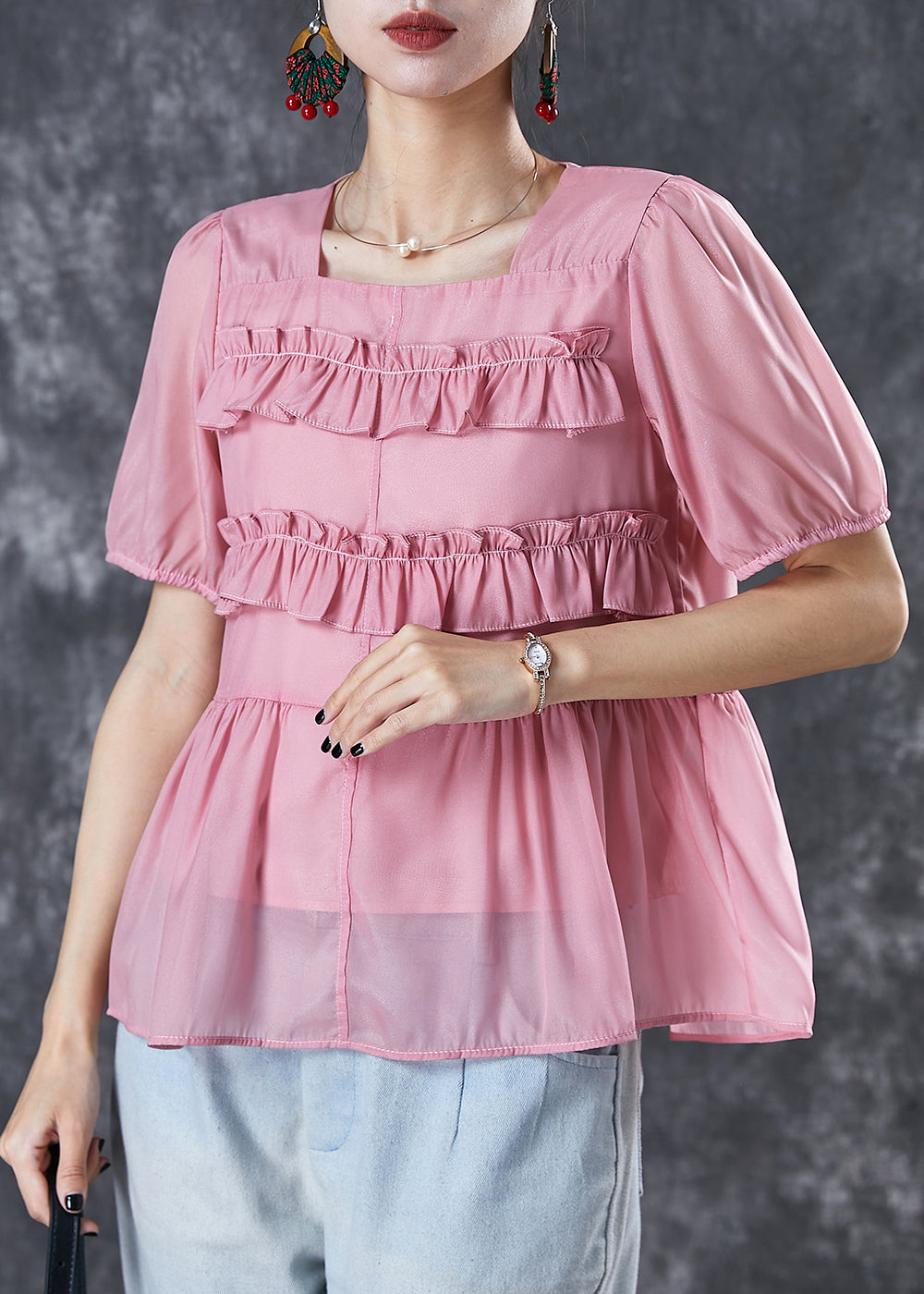 Effortlessly Elegant Blouse with a Timeless Design