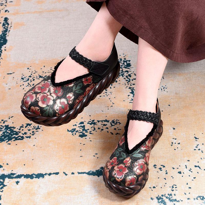 Graceful Orthopedic Shoes for Modern Look