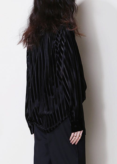 Beautifully Finished Shirt in a Timeless Design
