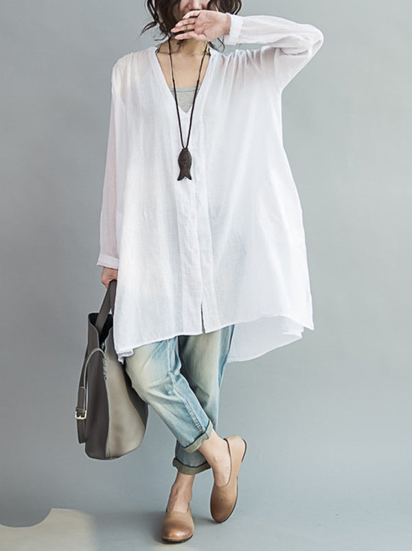 Classic Vintage Blouse with a Flattering Fit