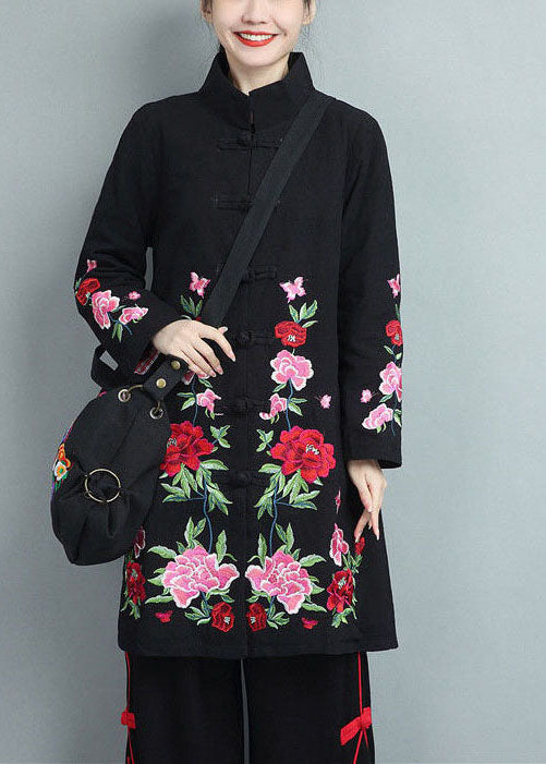 Effortlessly Elegant Coat with a Timeless Design