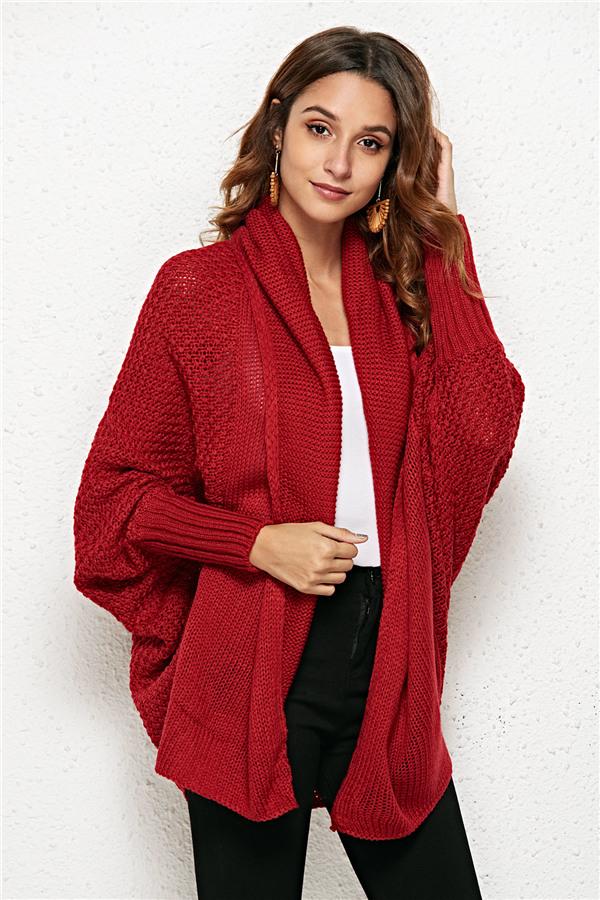 Effortlessly Elegant Cardigan with a Timeless Design