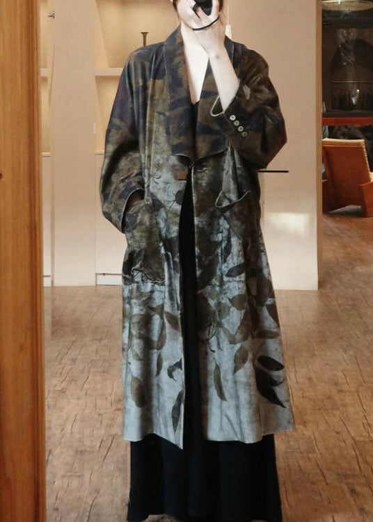 Elegantly Styled Coat for Everyday Wear