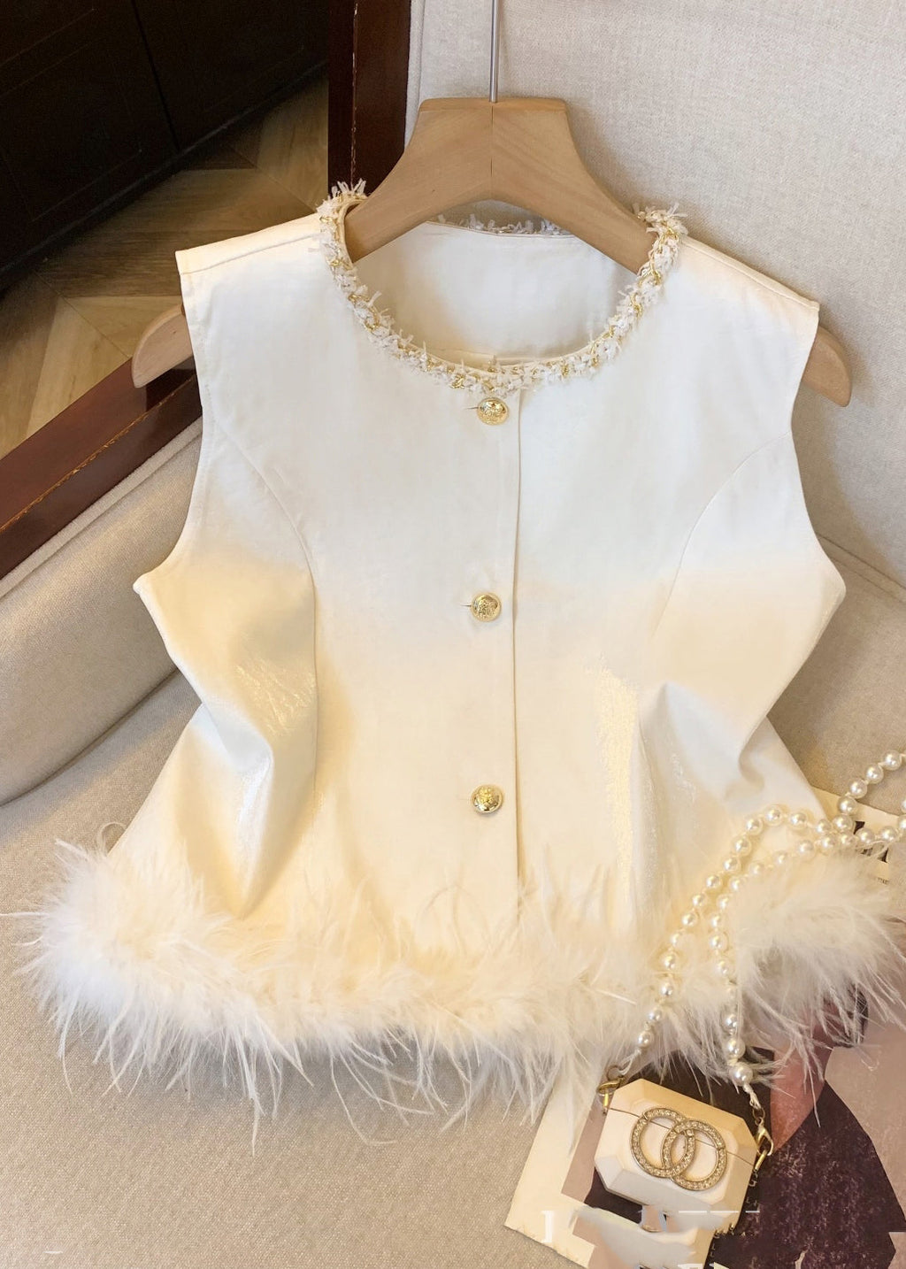 Beautifully Finished Coat in a Timeless Design