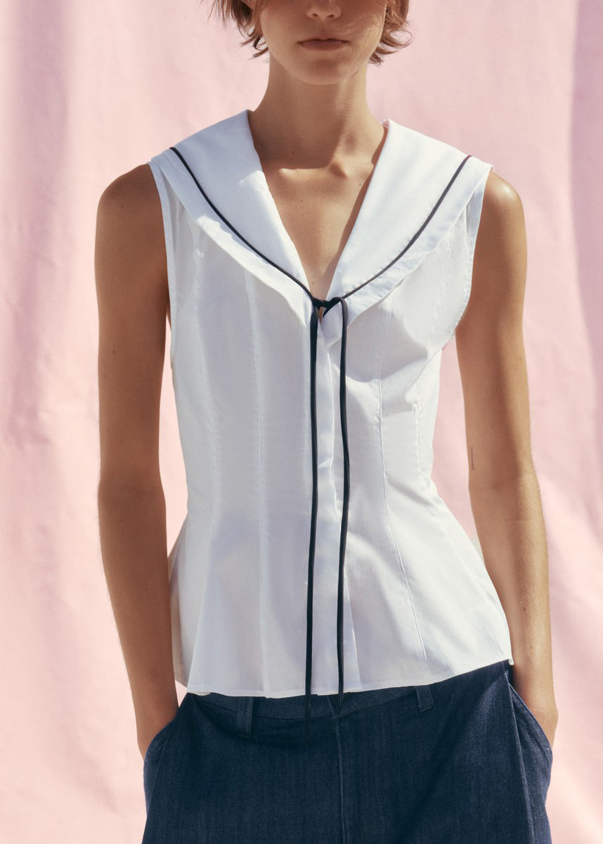 Gracefully Styled Shirt for Any Occasion