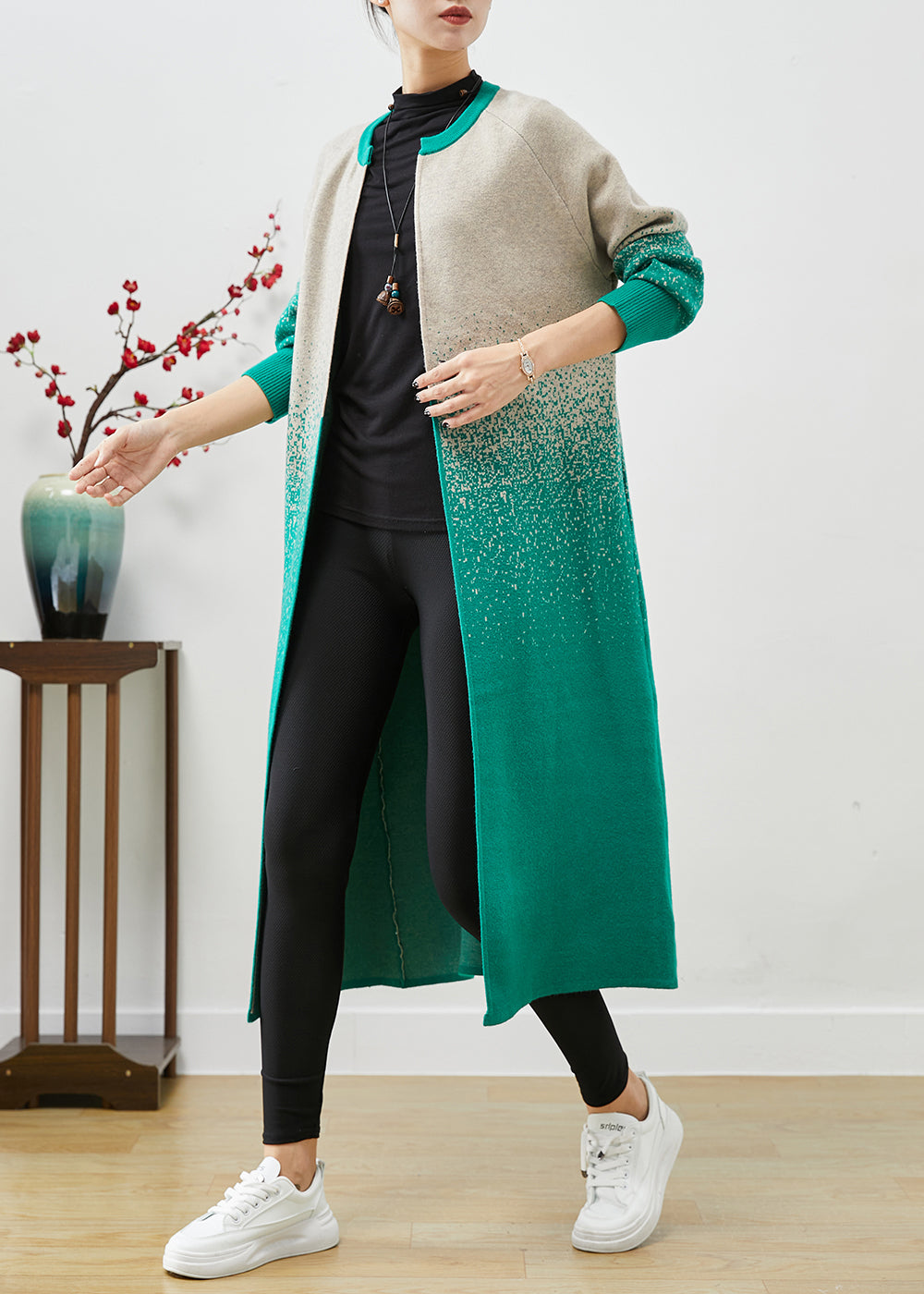 Elegantly Styled Coat for Everyday Wear