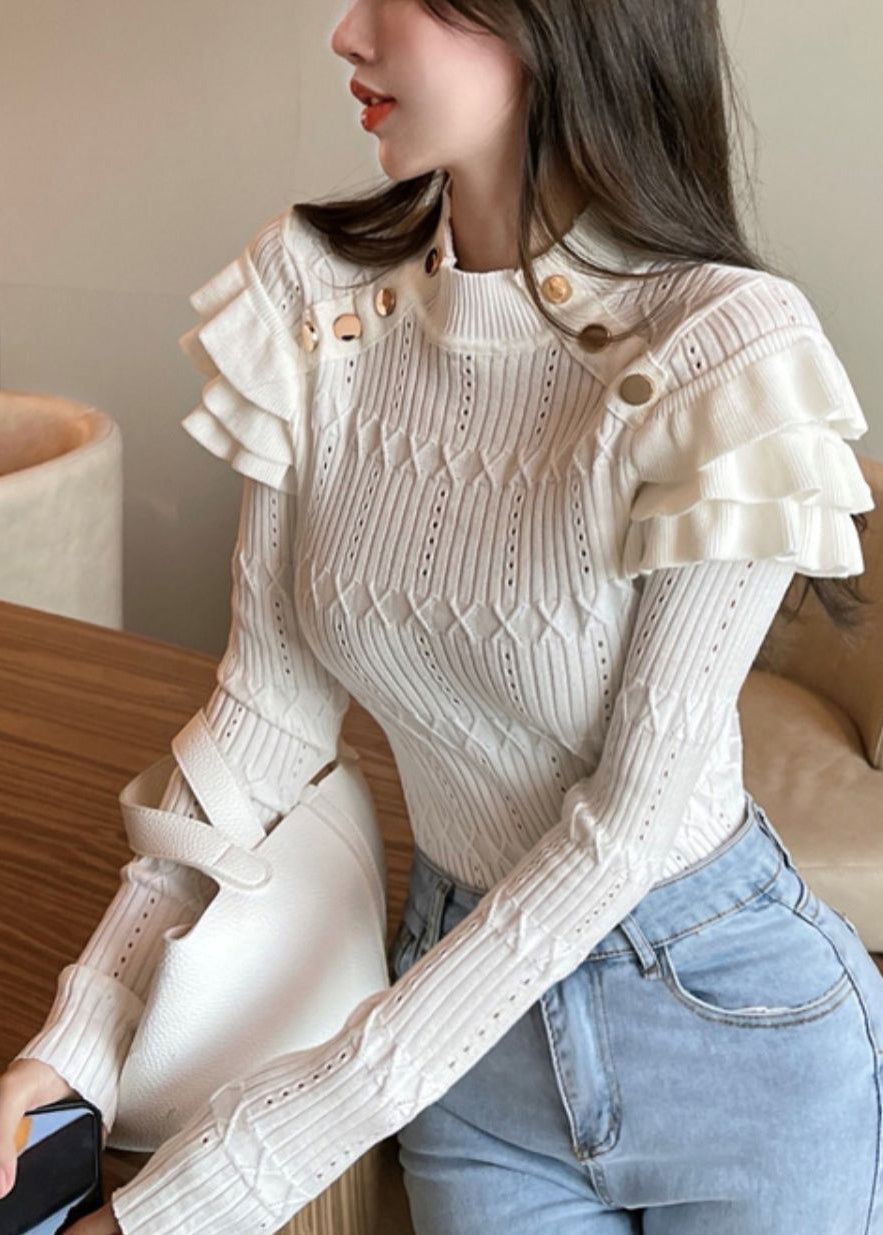 Effortlessly Elegant Sweater with a Timeless Design