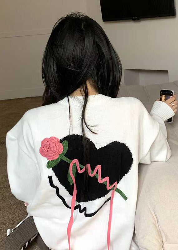 Classic Vintage Sweater with a Flattering Fit