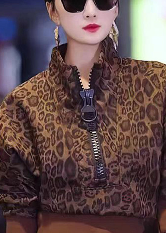 A Vintage Style Top with Delicate Timeless Details