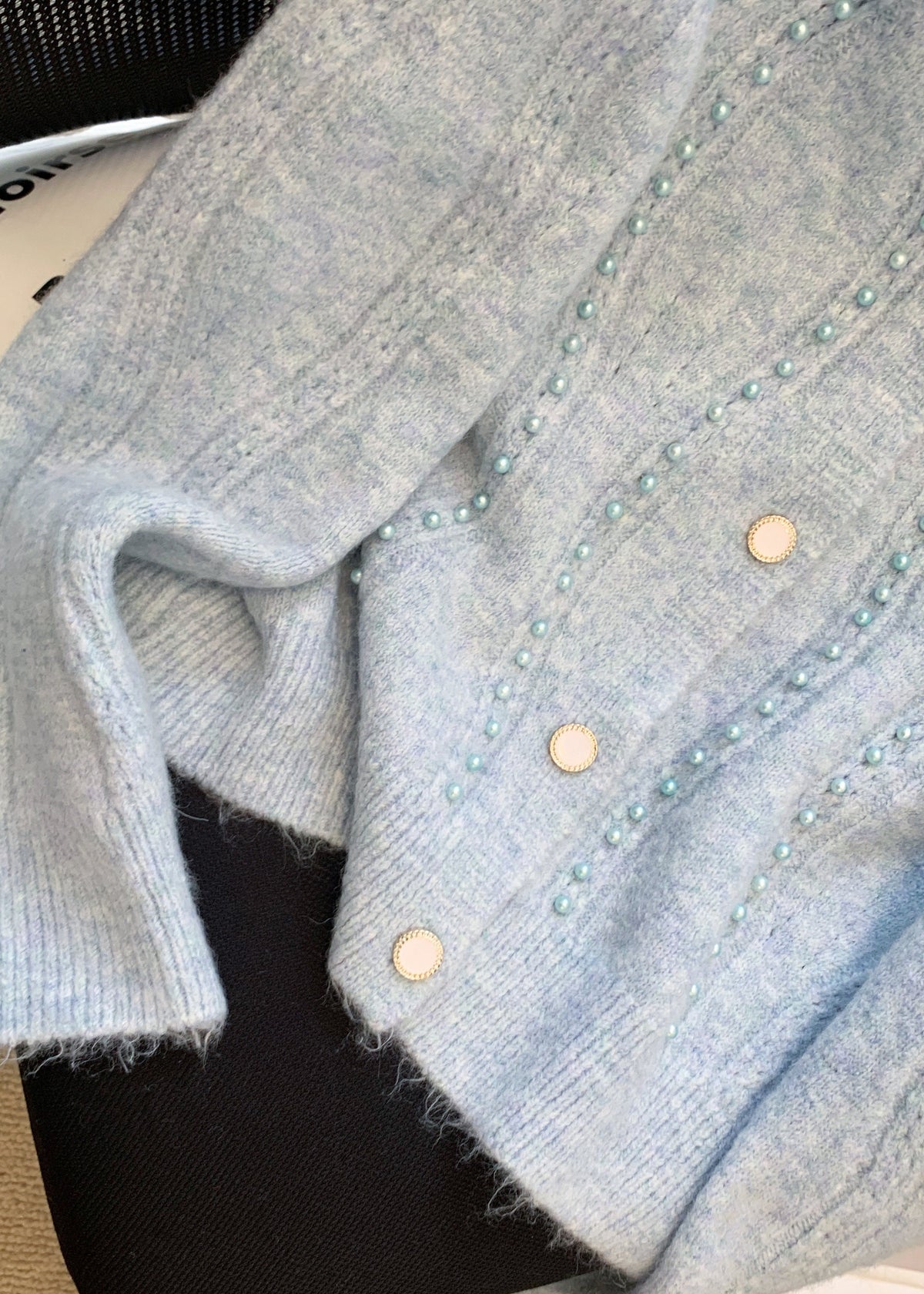 Classic Vintage Sweater with a Flattering Fit