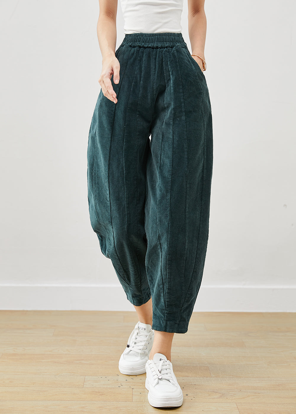Classic Vintage Pants with a Flattering Fit