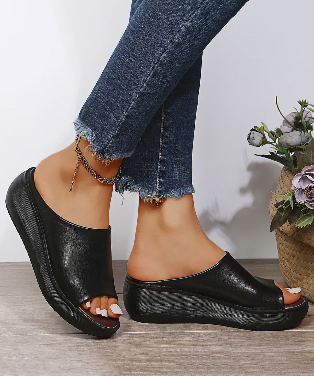 Chic Orthopedic Sandals with Unique Design