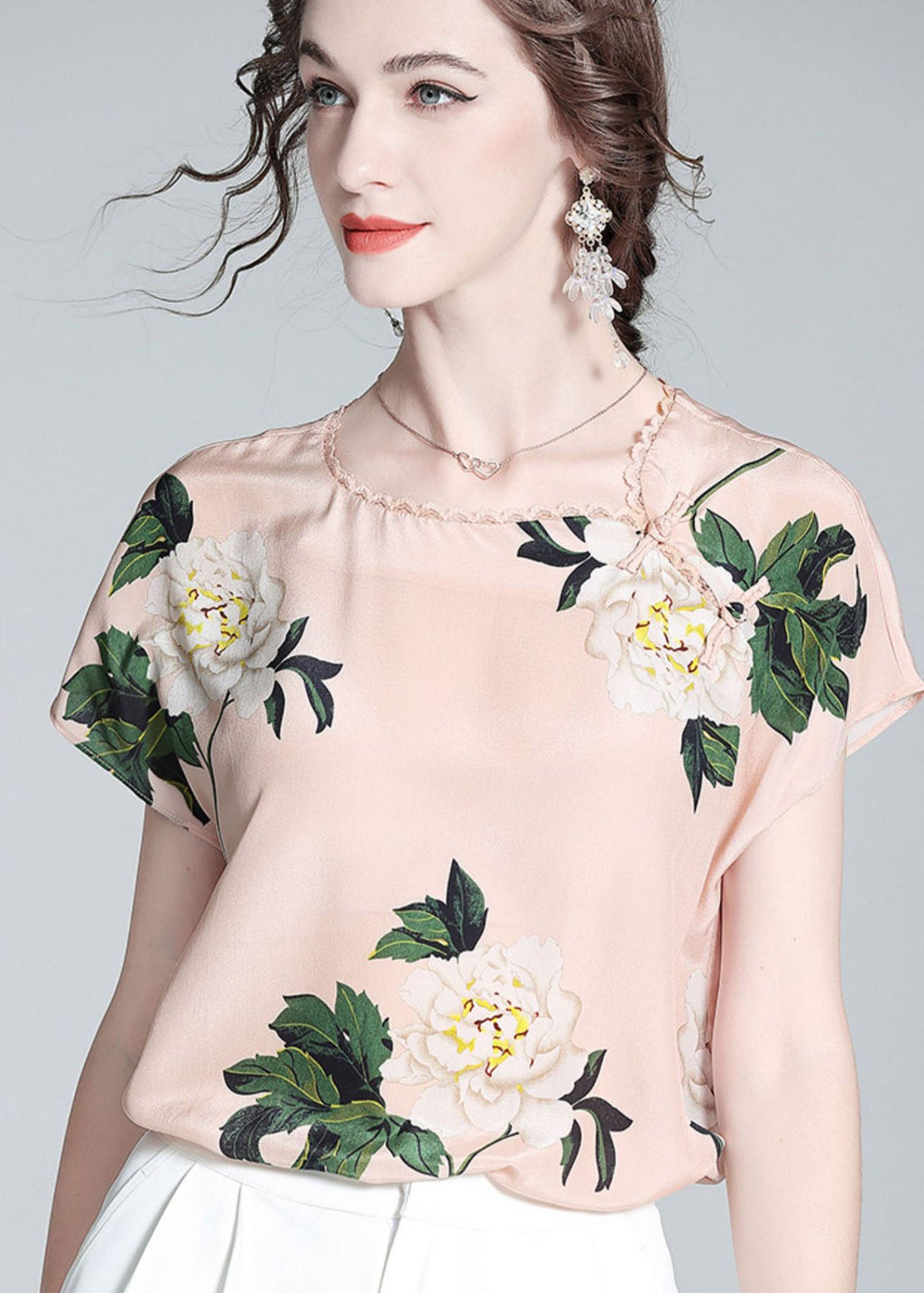 Polished Top with an Effortless Classic Look
