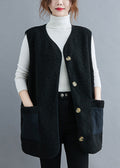 Beautifully Finished Coat in a Timeless Design