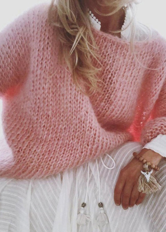 Well Tailored Sweater with a Graceful Silhouette