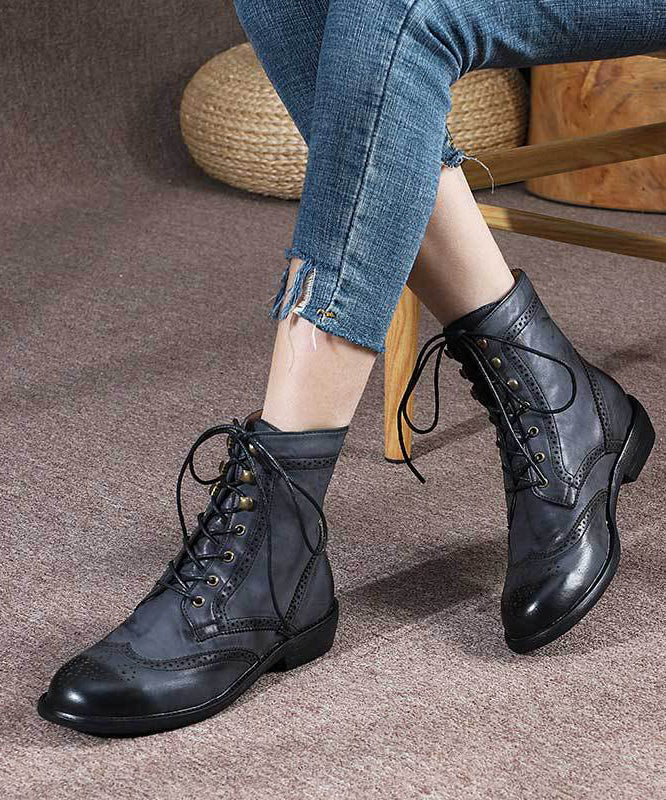 Graceful Orthopedic Boots for Modern Look