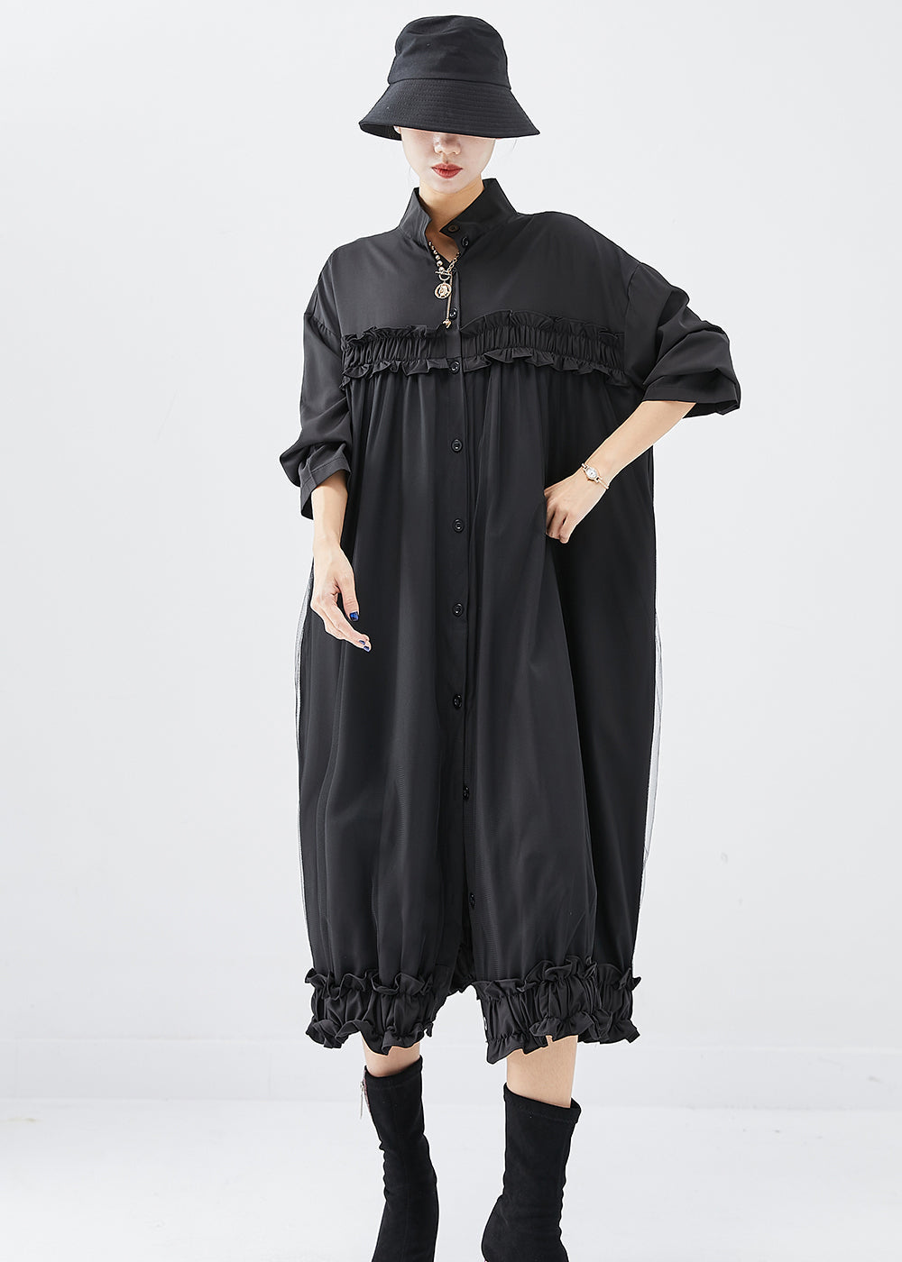 Effortlessly Elegant Dress with a Timeless Design