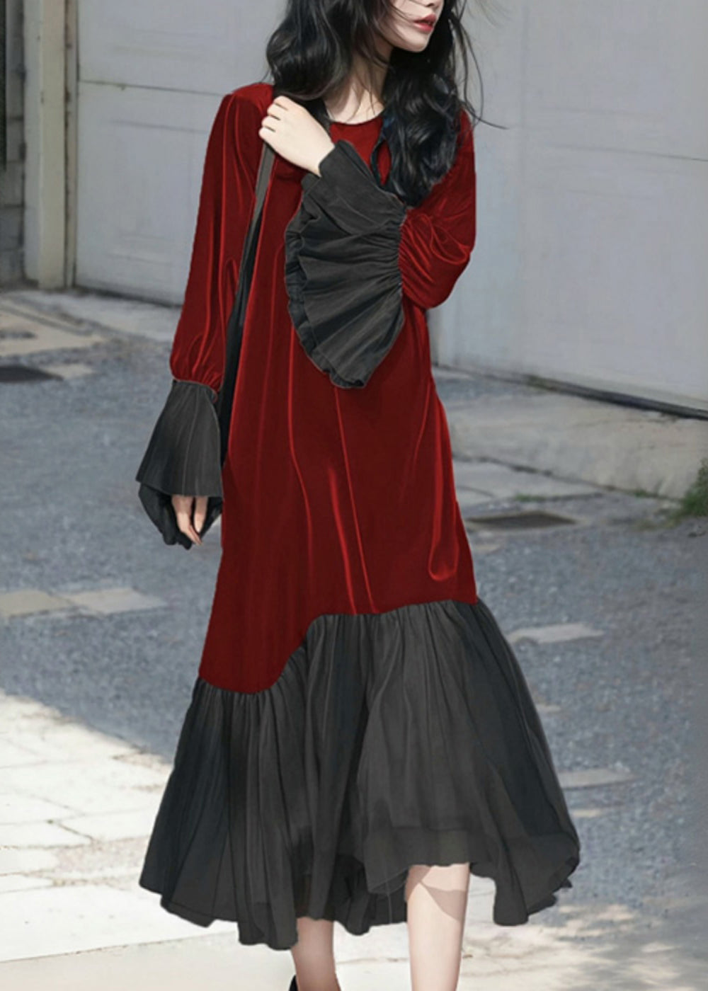 Gracefully Styled Dress for Any Occasion